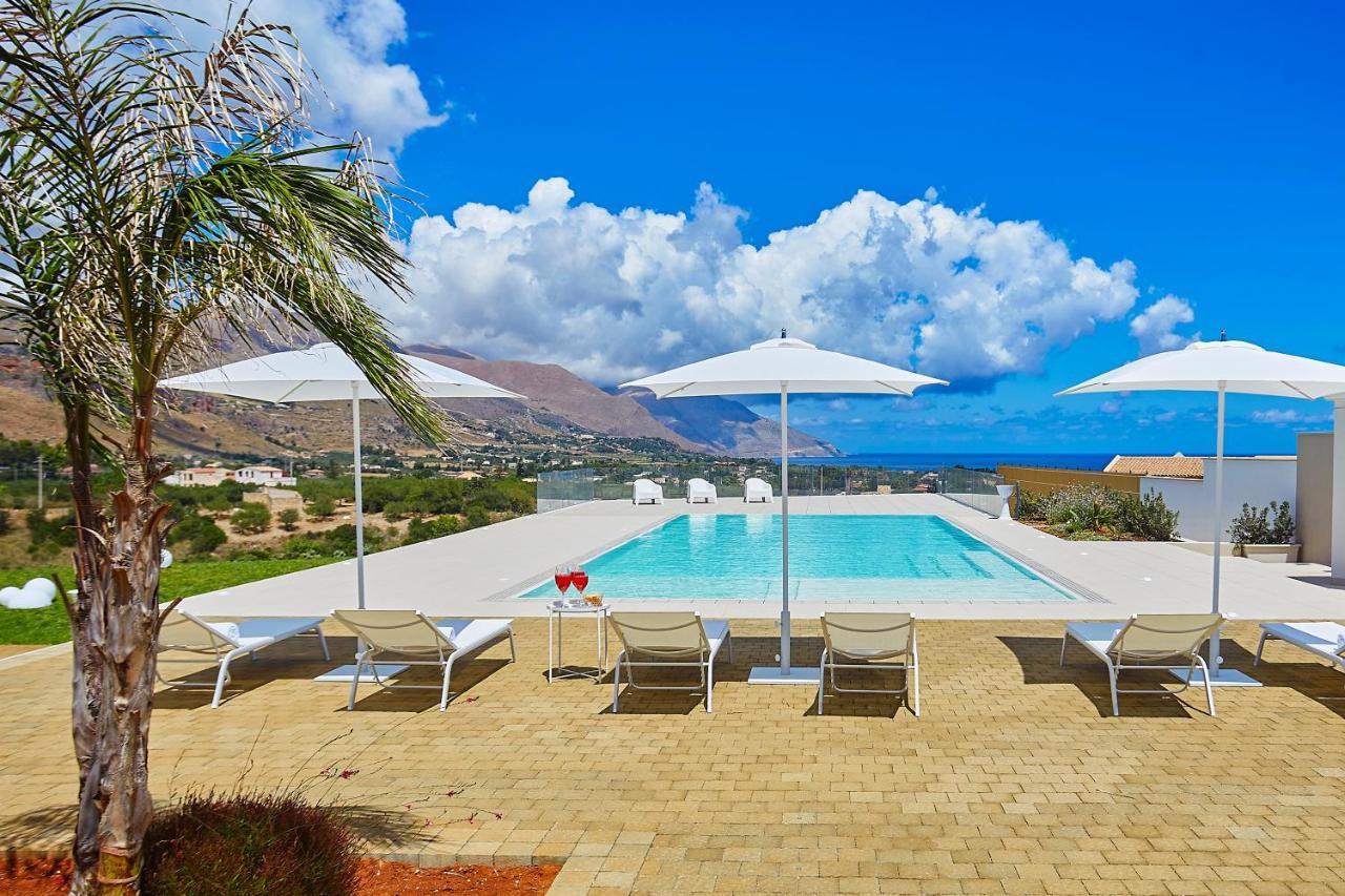 Villa Etesiae Castellammare del Golfo Bagian luar foto
