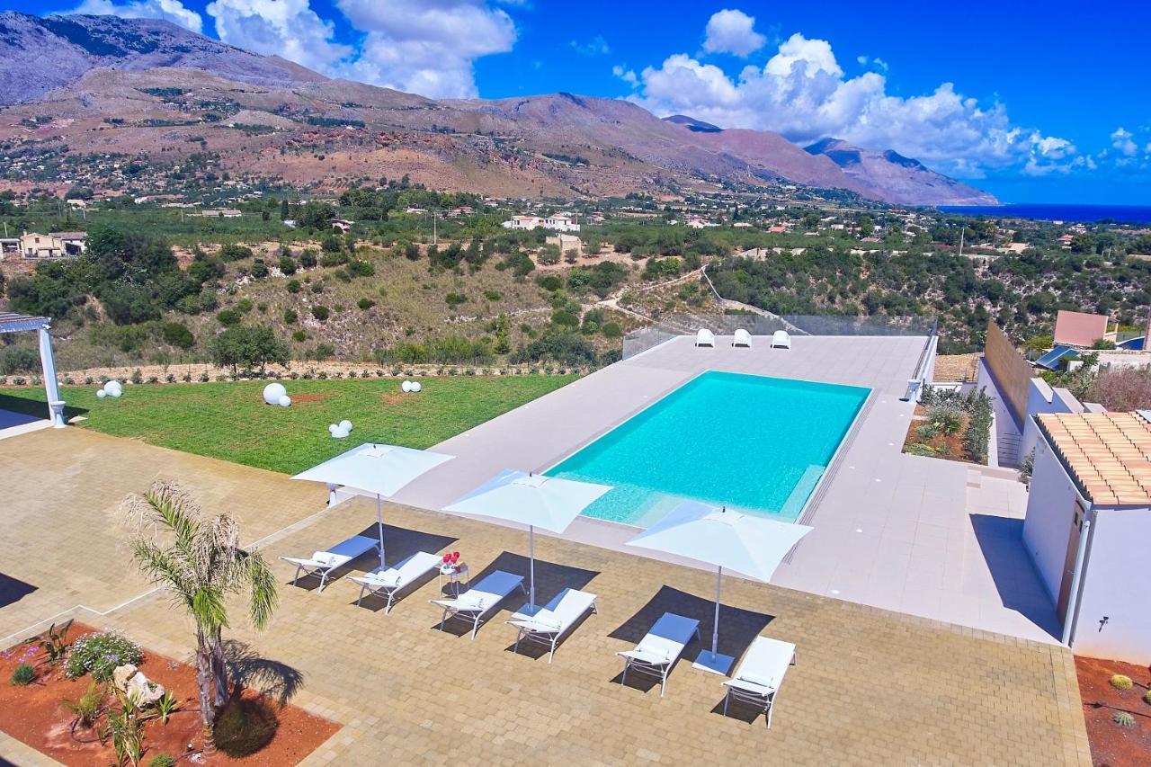 Villa Etesiae Castellammare del Golfo Bagian luar foto