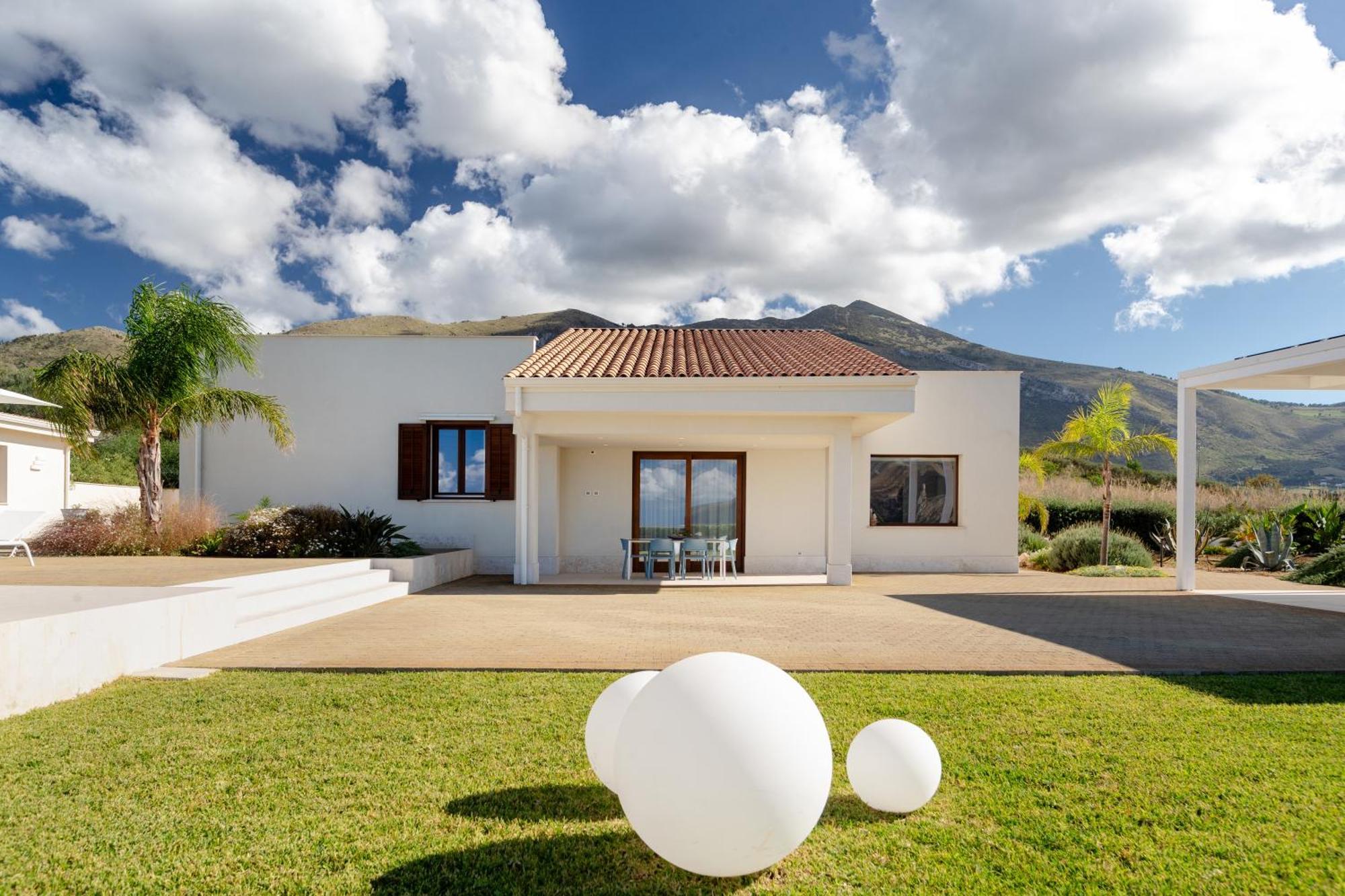 Villa Etesiae Castellammare del Golfo Bagian luar foto